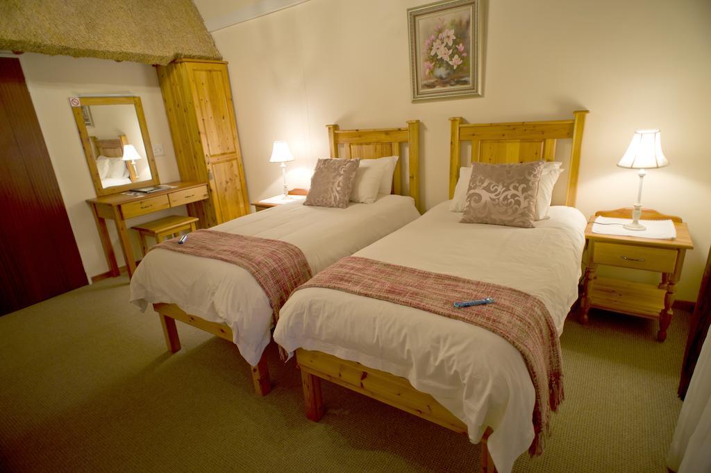The Willows Guesthouse Bloemfontein Room photo